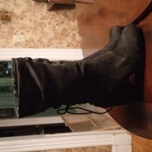 Kohl's nurseblack suede like heeled boots. 9.5